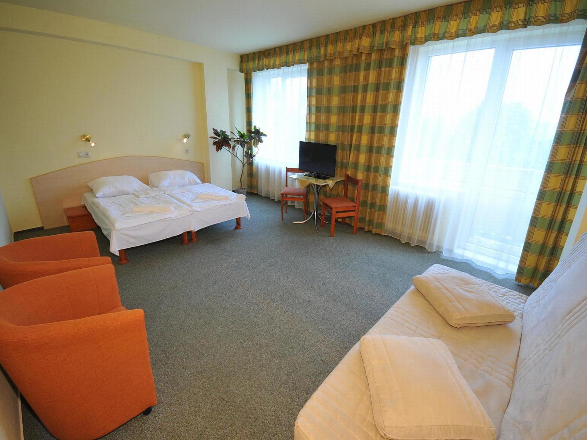 Hotel Cingov Slovensky Raj Spišská Nová Ves Kamer foto